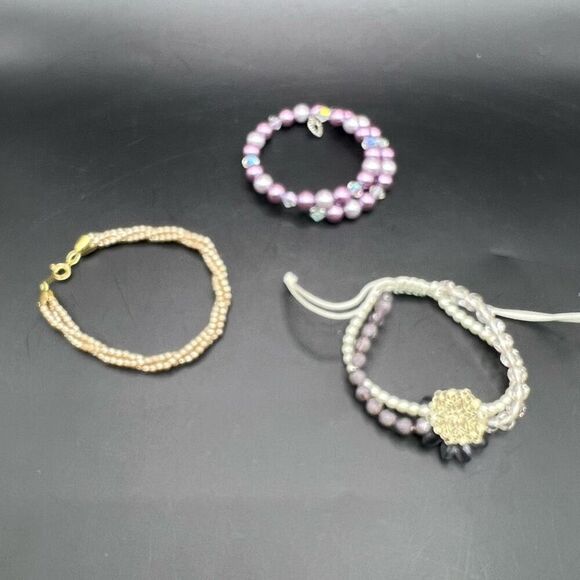 Beaded Bracelet Lot of 3 Purple Cream  And Gold Tone Classic Beads Beach Boho - Picture 5 of 6